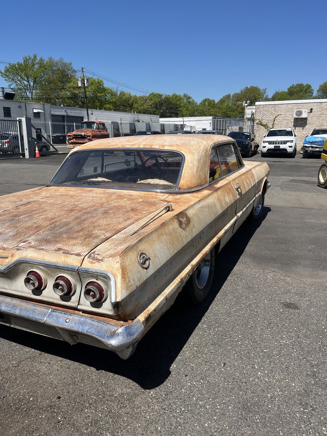 Chevrolet Impala 1963 — zdjęcie ze Stanów 7